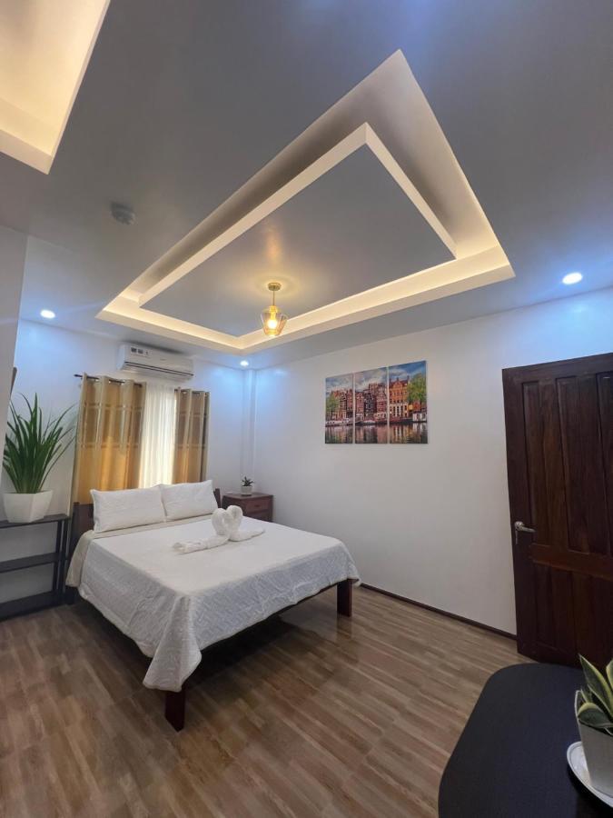 Rich-Vania Suites General Luna  Buitenkant foto