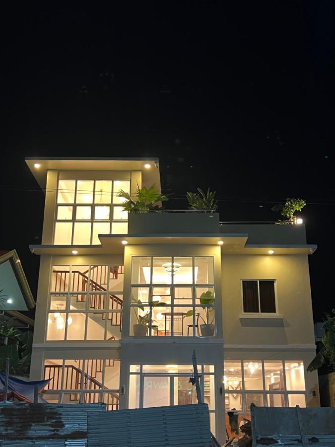 Rich-Vania Suites General Luna  Buitenkant foto