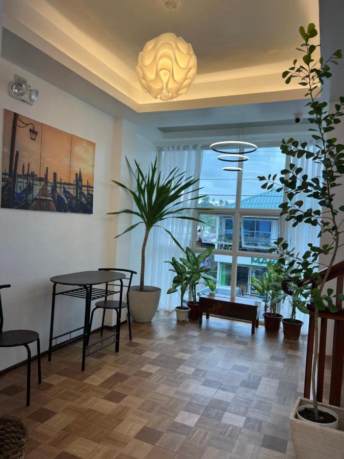 Rich-Vania Suites General Luna  Buitenkant foto