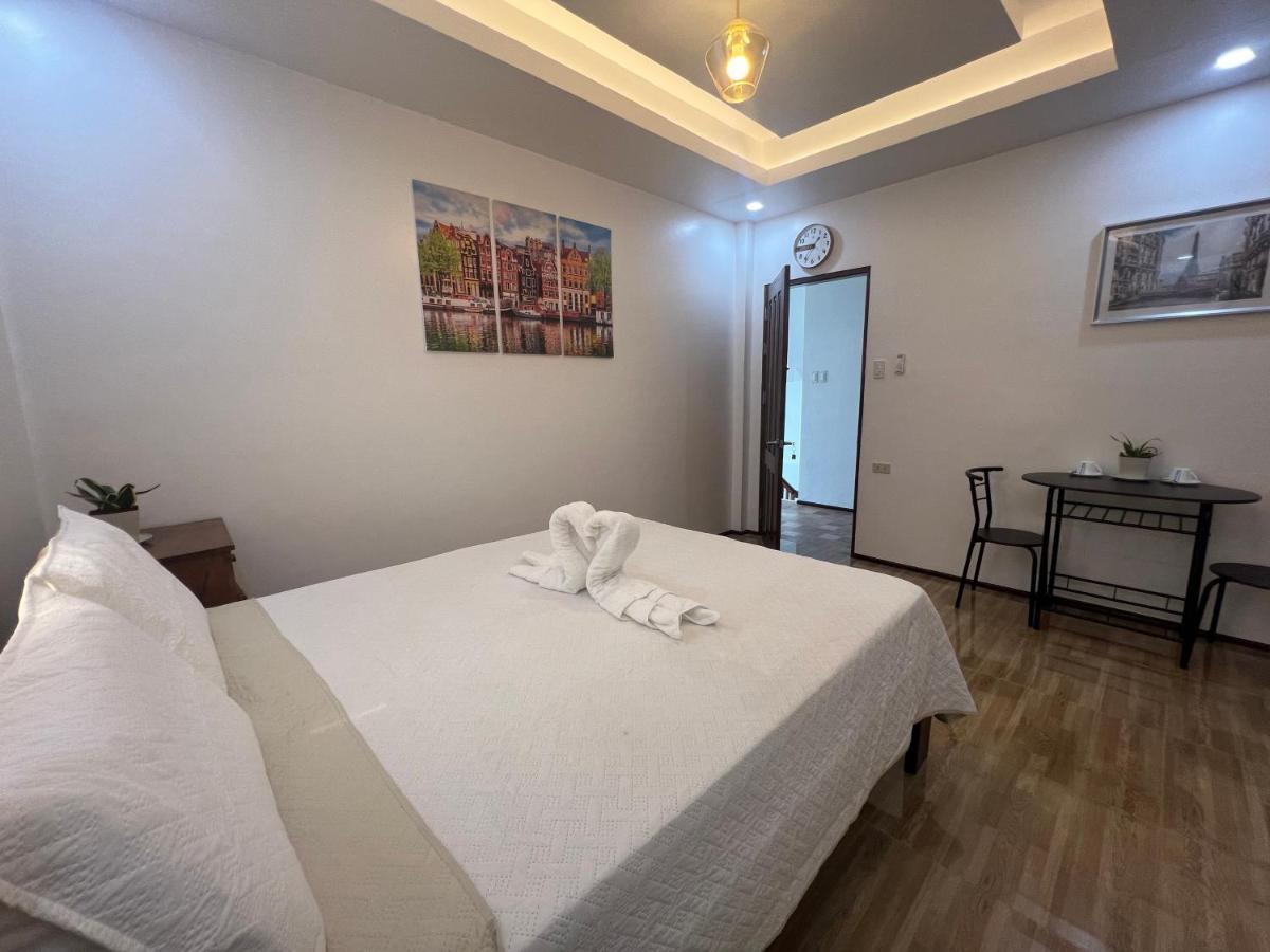Rich-Vania Suites General Luna  Buitenkant foto